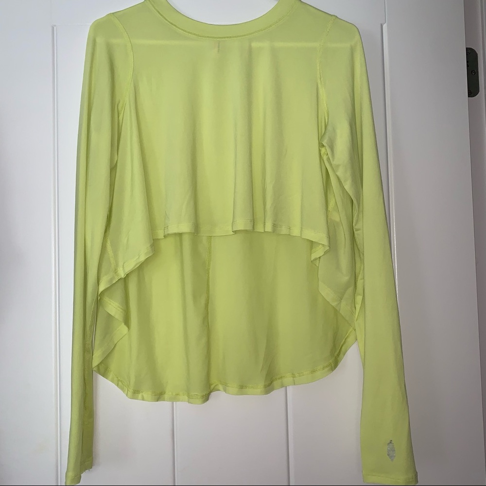 NWOT Movement Cadence Layering Tee Top - Picture 5 of 12